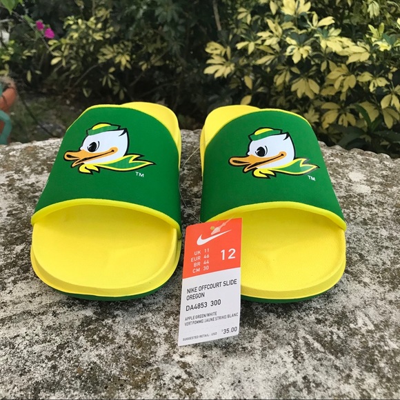 nike college offcourt slides